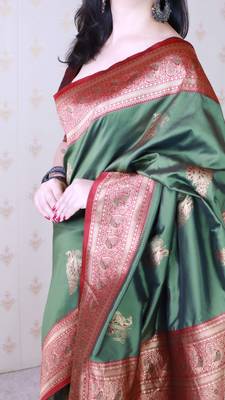 Soft silk banarasi peacock zari woven saree 3