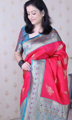 Soft silk banarasi peacock zari woven saree 3