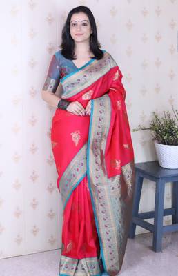 Soft silk banarasi peacock zari woven saree 5