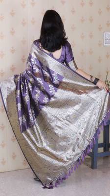 Soft silk banarasi jaal meenakari zari woven saree 4