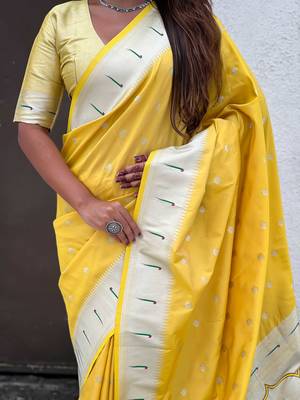 Pastel zari woven peacock lotus paithani silk saree 3