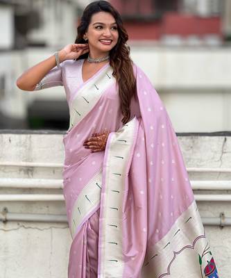 Pastel zari woven peacock lotus paithani silk saree 4