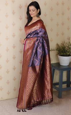 Soft silk banarasi zigzag meenakari zari woven saree 2