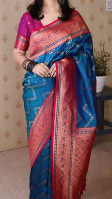 Soft silk banarasi zigzag meenakari zari woven saree 4