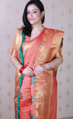Soft silk saree with kamdhenu weaves zari woven saree 4