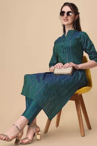 Green color art silk blend mandarin neck kurti