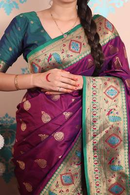 Zari woven peacock paithani silk saree 4