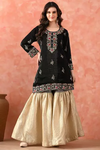 Black gharara set with zardozi & dabka work