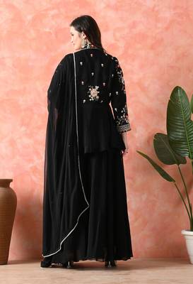 Black sharara set with thread & cutdana work 2