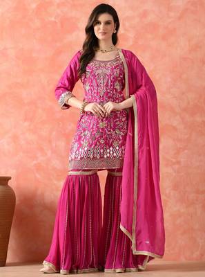 Rani pink gharara set with zardozi & pearl work 3