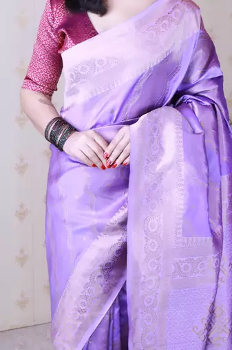 Soft silk bandhani leheriya zari woven saree