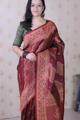 Soft silk bandhani leheriya zari woven saree