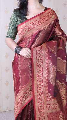 Soft silk bandhani leheriya zari woven saree 4