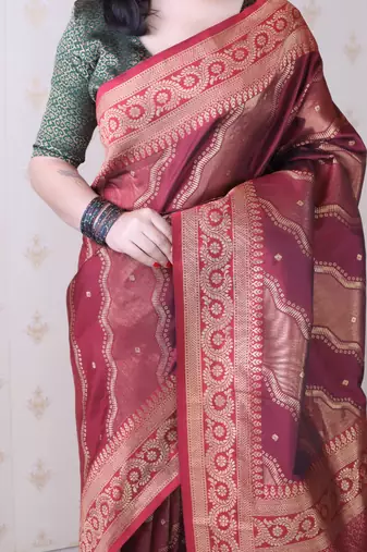 Soft silk bandhani leheriya zari woven saree