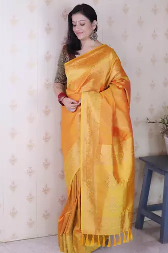 Soft silk bandhani leheriya zari woven saree