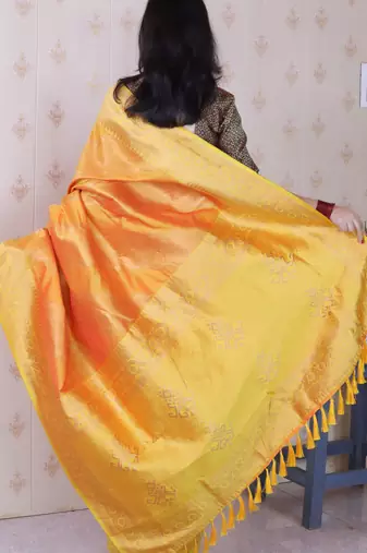 Soft silk bandhani leheriya zari woven saree