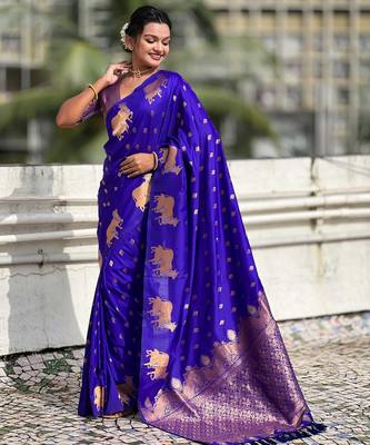 Soft silk dual zari woven saree with nandi border 5