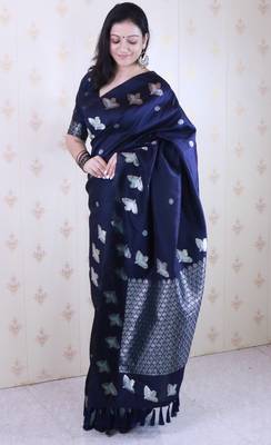 Soft silk dual zari woven saree with bird border 2