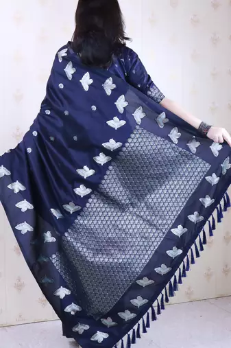 Soft silk dual zari woven saree with bird border