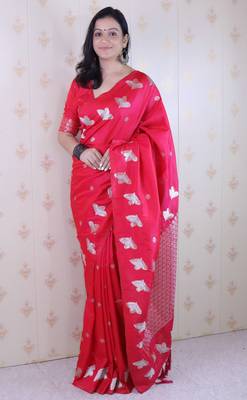 Soft silk dual zari woven saree with bird border 1