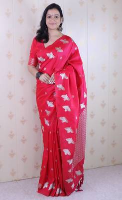 Soft silk dual zari woven saree with bird border 2