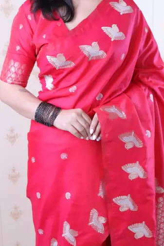 Soft silk dual zari woven saree with bird border