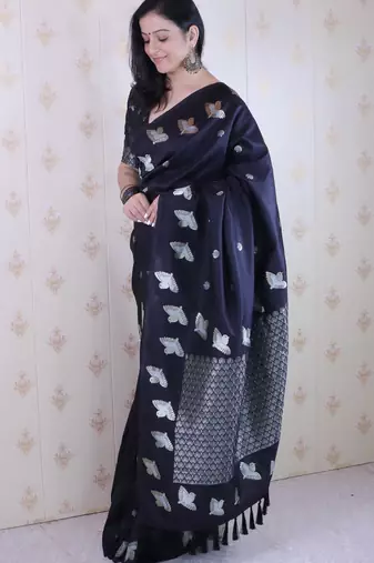 Soft silk dual zari woven saree with bird border