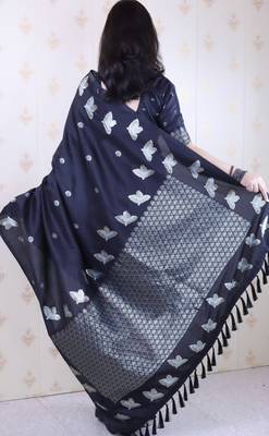 Soft silk dual zari woven saree with bird border 4
