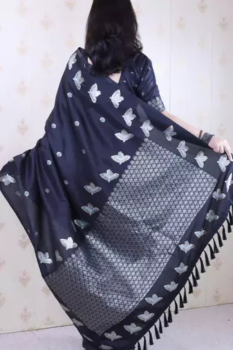 Soft silk dual zari woven saree with bird border