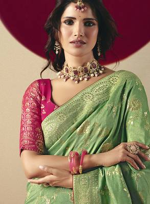 Viscose silk blend green saree with zari weaving work 2