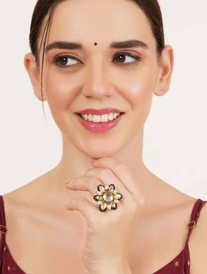 Adjustable kundan cocktail ring 1