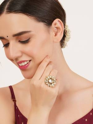 Adjustable kundan cocktail ring 1