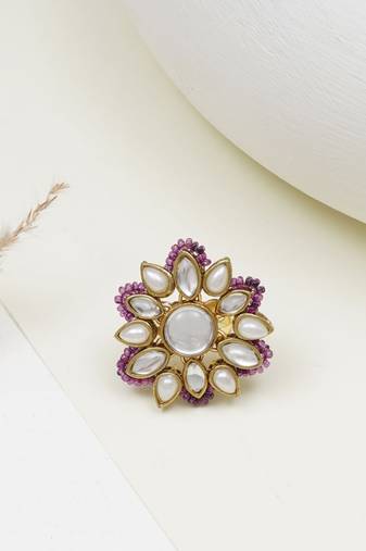 Adjustable kundan cocktail ring
