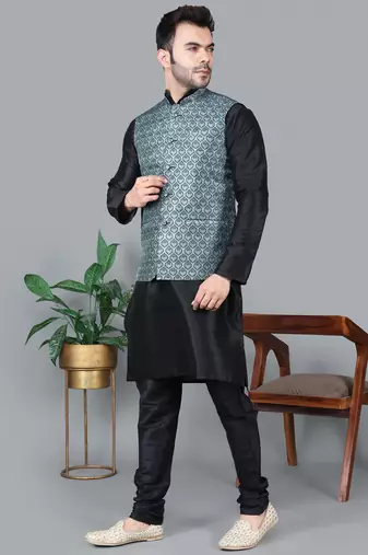 Men   s black kurta churidar with gray printed waistcoat (rg-19549-36)