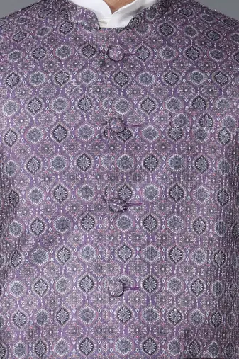 Men   s cream kurta churidar with printed purple waistcoat (rg-19552-36)