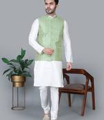 Men’s cream kurta churidar with green zig-zag waistcoat (rg-19560-36)