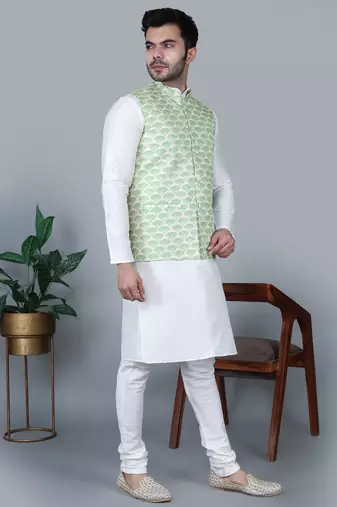 Men   s cream kurta churidar with green feather printed waistcoat (rg-19562-36)