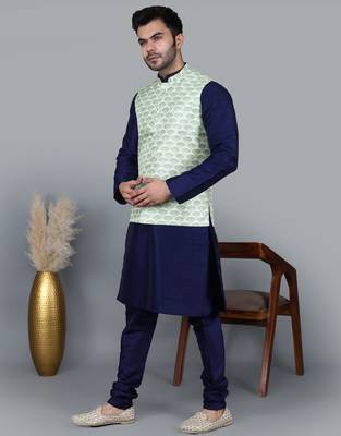 Men   s navy blue kurta churidar with green feather printed waistcoat (rg-19563-36) 2