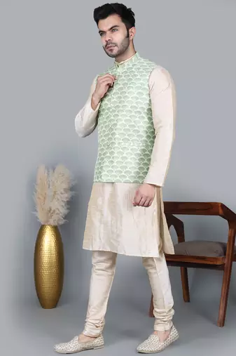 Men   s double tone kurta churidar with green feather printed waistcoat (rg-19564-36)