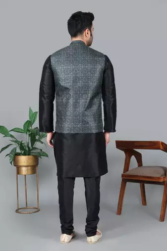 Men   s black kurta churidar with printed black box waistcoat (rg-19565-36)