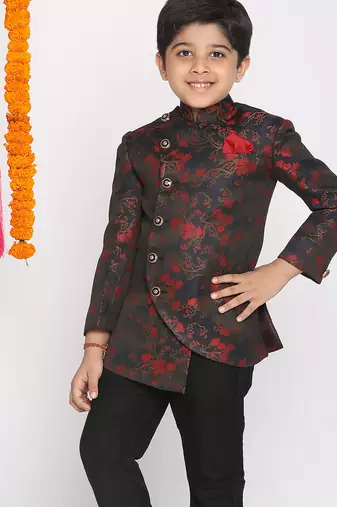 boy's maroon jodhpuri