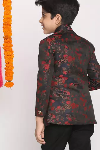 boy's maroon jodhpuri