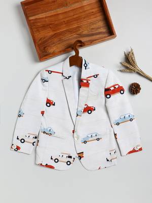 boy's white blazer 1