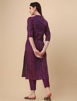 Wine color art silk blend mandarin neck kurti 3