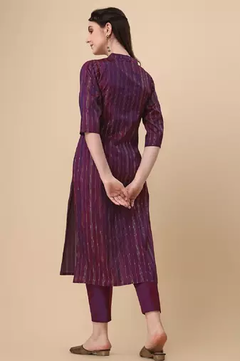 Wine color art silk blend mandarin neck kurti