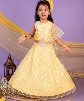 Yellow embroidered cotton lehenga 3