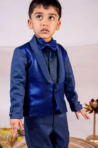 Blue plain cotton tuxedo