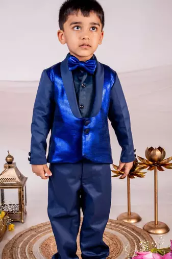 Blue plain cotton tuxedo