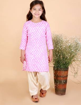 girls' pink and white kurta and patiala set 2