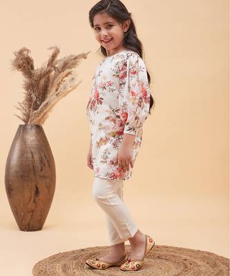 girls' cream kurta and pant set 3
